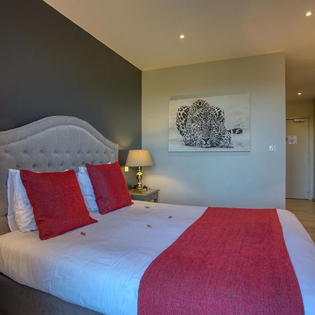 Hotel & Restaurant Le Meysset Сарла-ла-Канеда Екстериор снимка